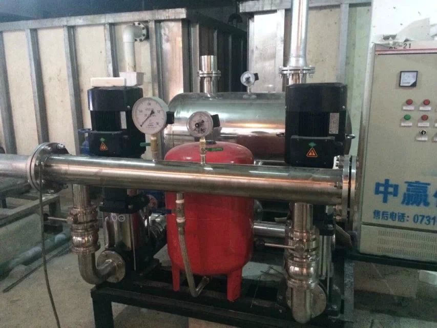 江西雄鷹房地產(chǎn)開發(fā)有限公司采購(gòu)5.5KW、7.5KW兩用一備無負(fù)壓供水設(shè)備兩套